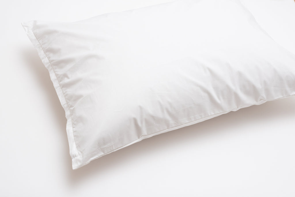 Pillow Protector - Dreamdesigns.ca