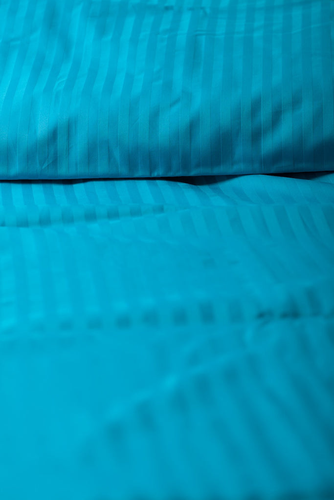 "Turquoise" Damask Stripe Organic Cotton Sateen Fitted Sheet - Dreamdesigns.ca