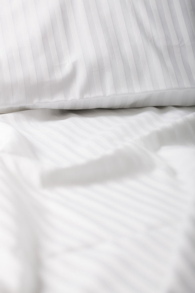 "White" Damask Stripe Organic Cotton Sateen Flat Sheet - Dreamdesigns.ca